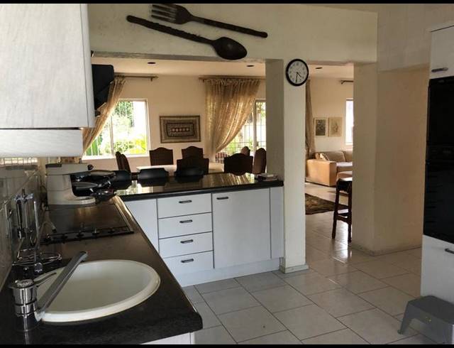 4 BEDROOM TOWNHOUSE FOR SALE IN BRUMA